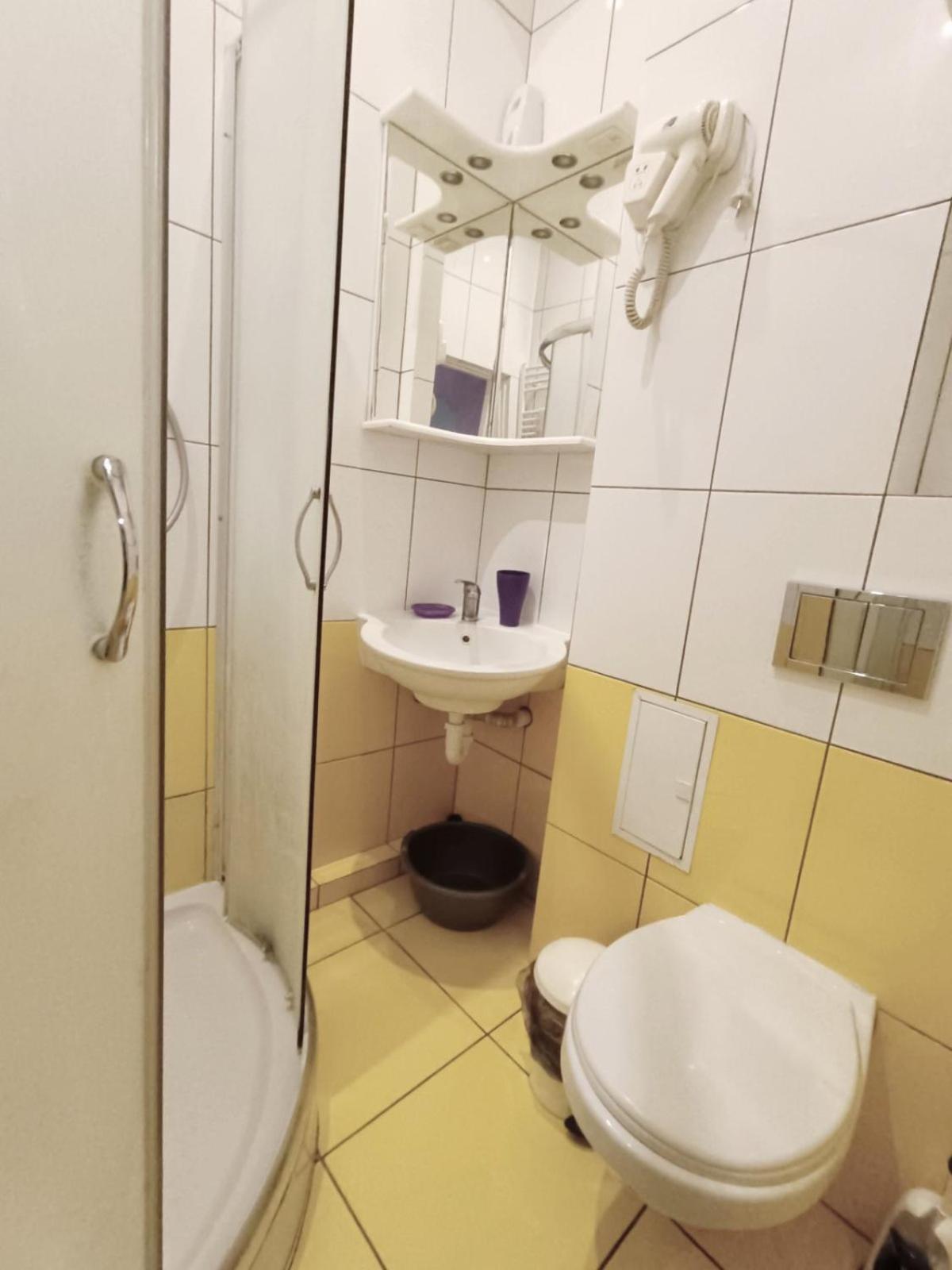 Apartment Anna リヴィウ エクステリア 写真